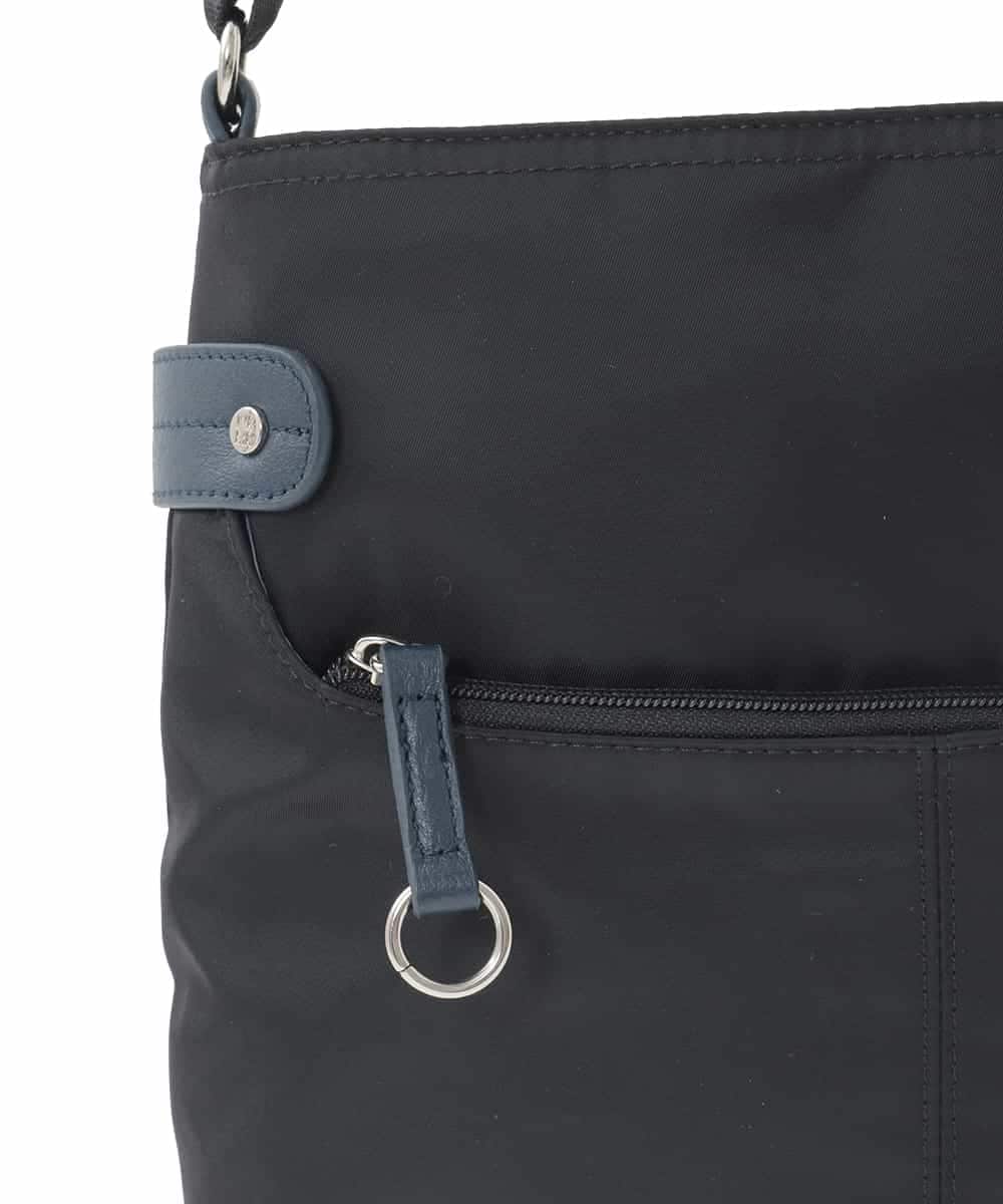 BKRGD90150 MK MICHEL KLEIN BAG(MK ミッシェルクラン バッグ) [撥水/軽量]アクセントレザースクエアショルダーバッグ ネイビー×ライトブルー