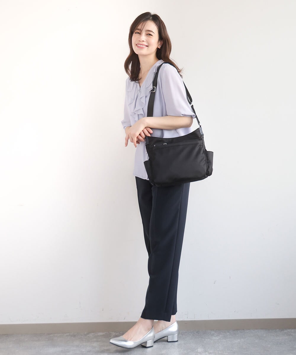 BKRGD94160 MK MICHEL KLEIN BAG(MK ミッシェルクラン バッグ) [撥水/軽量]アクセントレザーショルダーバッグ ブラウン×ピンク