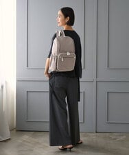 BKRGD96170 MK MICHEL KLEIN BAG(MK ミッシェルクラン バッグ) [撥水/A4収納可]多機能ポケットパイピングデザインリュック ベージュ×オレンジ