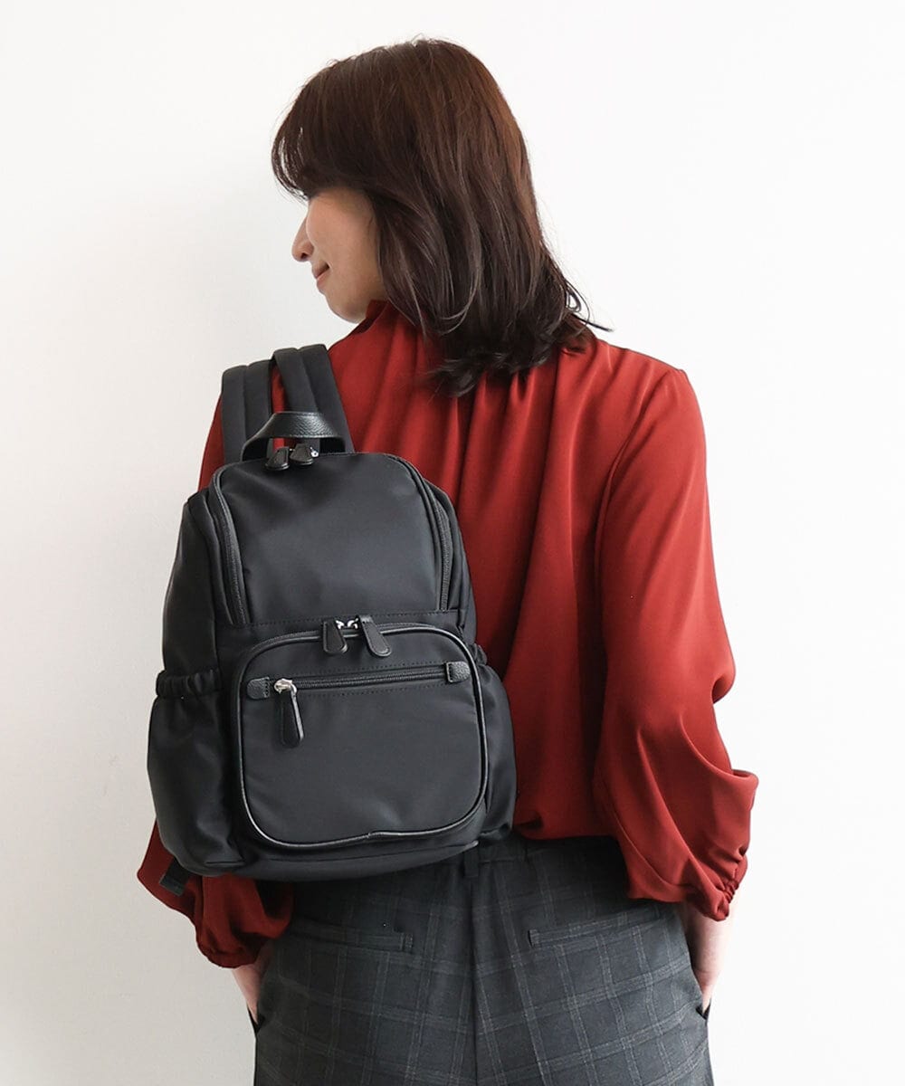 BKRGD97160 MK MICHEL KLEIN BAG [撥水/500g以下]多機能ポケットパイピングコンパクトリュック