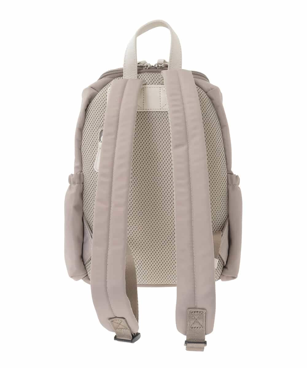 BKRGD97160 MK MICHEL KLEIN BAG(MK ミッシェルクラン バッグ) [撥水/500g以下]多機能ポケットパイピングコンパクトリュック グレージュ×オフホワイト