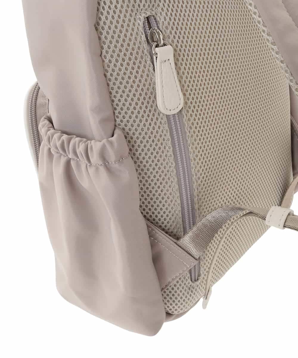 BKRGD97160 MK MICHEL KLEIN BAG(MK ミッシェルクラン バッグ) [撥水/500g以下]多機能ポケットパイピングコンパクトリュック グレージュ×オフホワイト