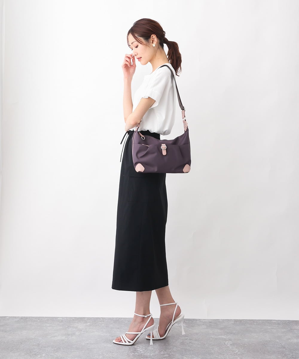 BKRGV81130 MK MICHEL KLEIN BAG(MK ミッシェルクラン バッグ) [撥水/500g以下の軽量]レザーポイントナイロンショルダーバッグ ブラウン×ピンク