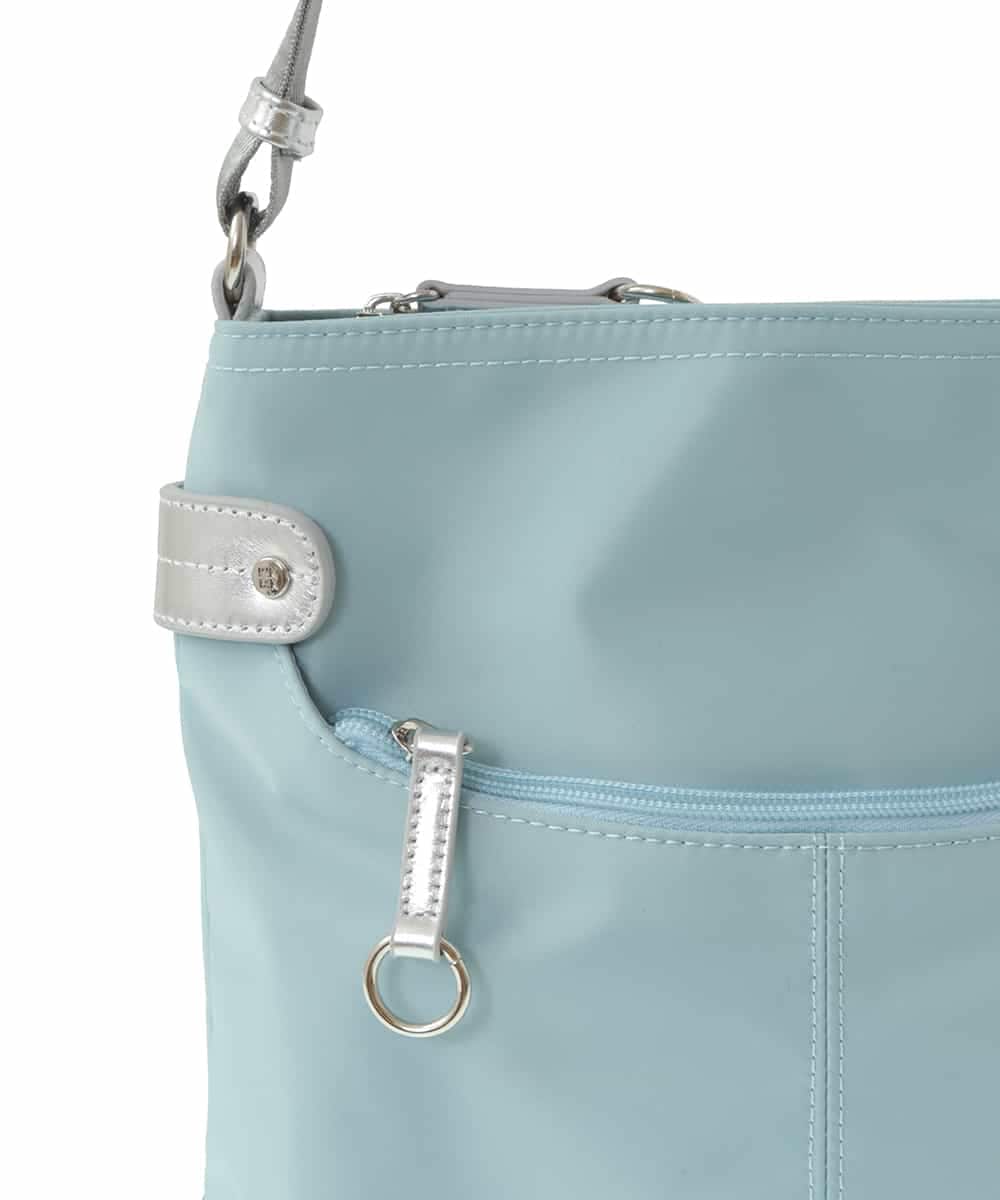 BKRGV90140 MK MICHEL KLEIN BAG(MK ミッシェルクラン バッグ) [撥水/500g以下の軽量]アクセントレザースクエアショルダーバッグ ブラウン×ライトブルー