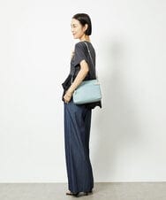 BKRGV91135 MK MICHEL KLEIN BAG(MK ミッシェルクラン バッグ) [撥水/500g以下の軽量]アクセントレザーコンパクトショルダーバッグ ベージュ×ブラック