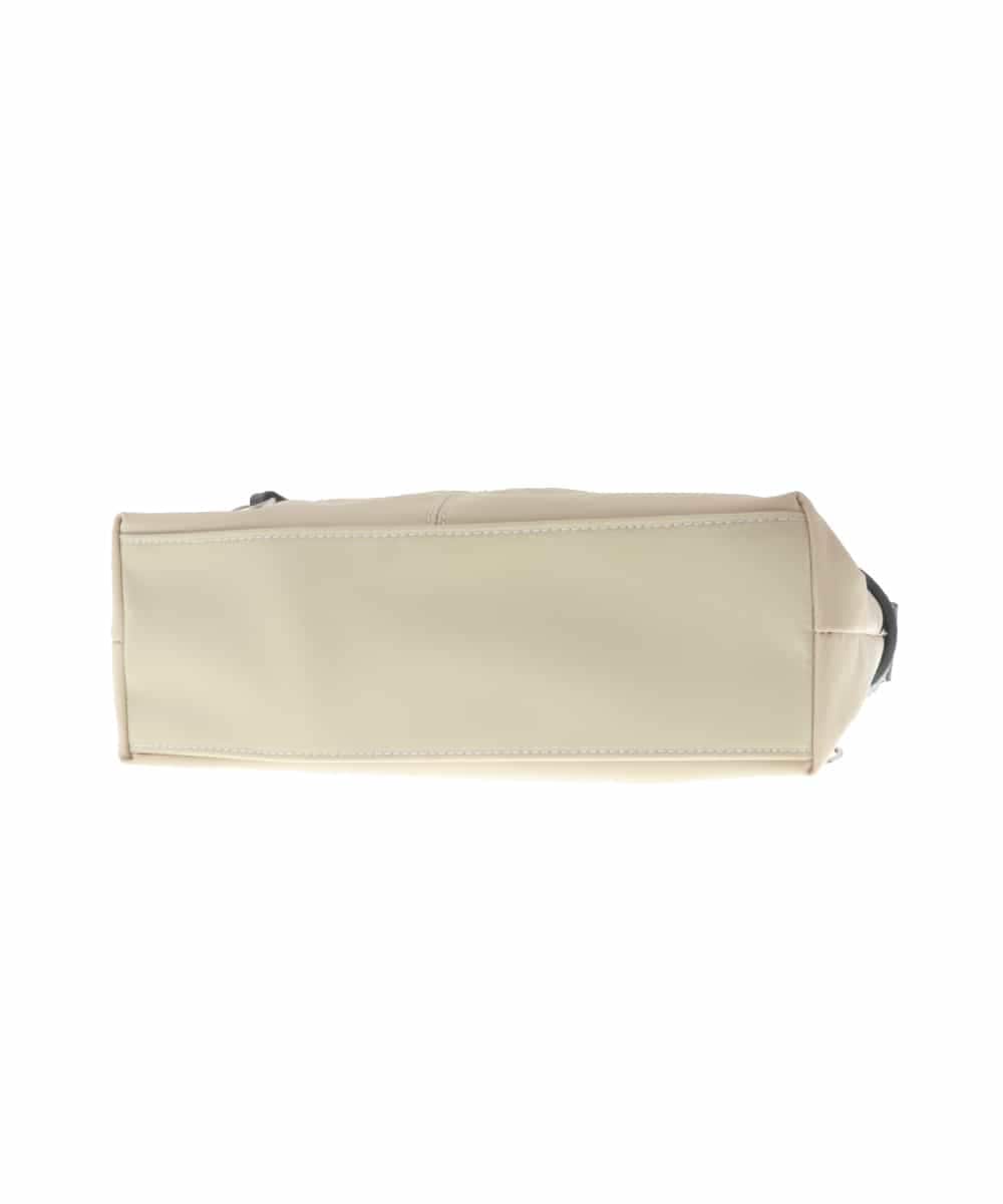 BKRGV91135 MK MICHEL KLEIN BAG(MK ミッシェルクラン バッグ) [撥水/500g以下の軽量]アクセントレザーコンパクトショルダーバッグ ベージュ×ブラック