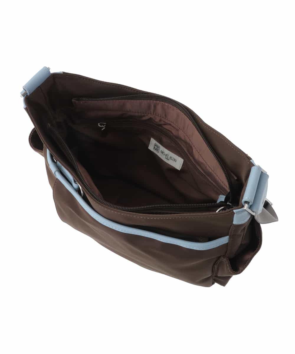 BKRGV94150 MK MICHEL KLEIN BAG(MK ミッシェルクラン バッグ) [撥水/500g以下の軽量]アクセントレザーショルダーバッグ ブラウン×ライトブルー