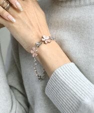 BKSAD05040 MK MICHEL KLEIN BAG(MK ミッシェルクラン バッグ) フラワーブレスチャーム ネイビー