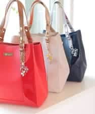 BKSTD01038 MK MICHEL KLEIN BAG(MK ミッシェルクラン バッグ) ラインストーン付きフラワー透かしチャーム パープル