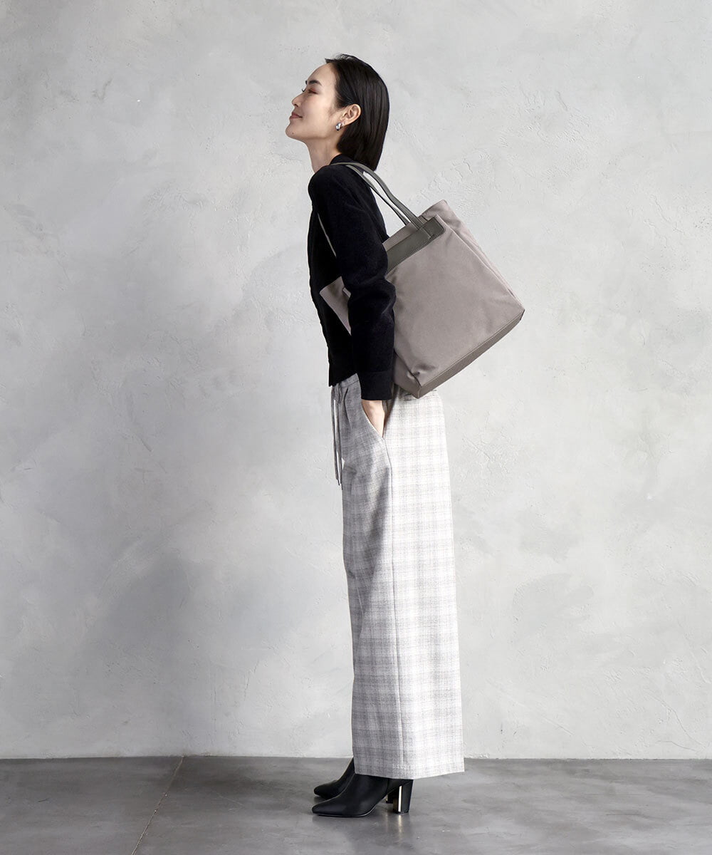 BPBAD01170 MK MICHEL KLEIN BAG(MK ミッシェルクラン バッグ) [A4収納可]異素材ジョイントスクエアトートバッグ ブラック