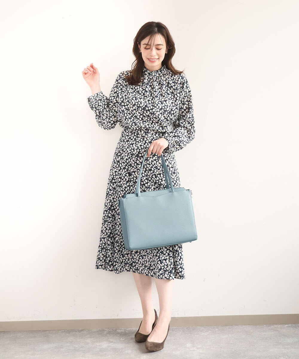 BPBAD13160 MK MICHEL KLEIN BAG(MK ミッシェルクラン バッグ) [2WAY/A4収納]5層構造マイクロファイバートートバッグ ライトブルー