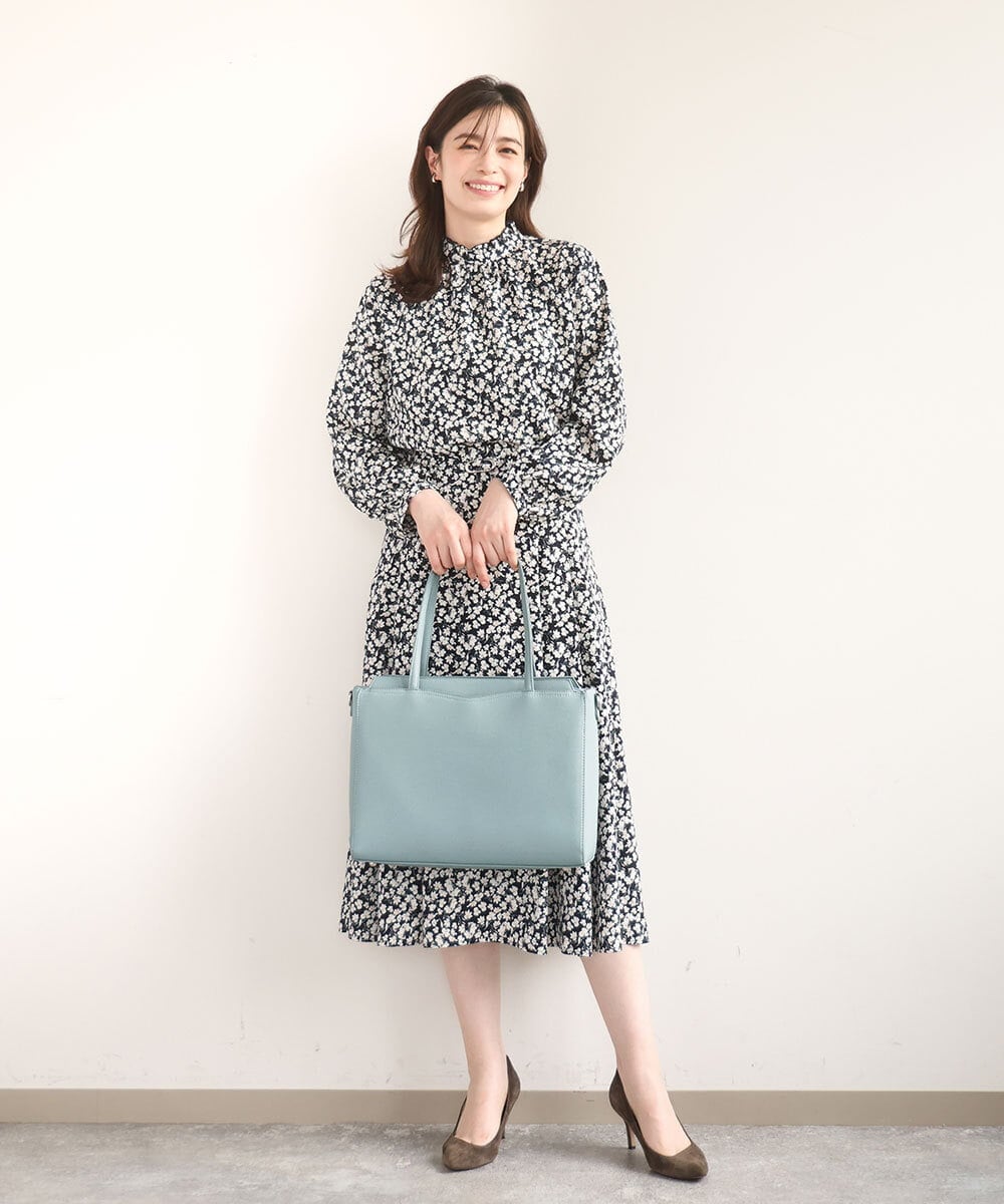 BPBAD13160 MK MICHEL KLEIN BAG(MK ミッシェルクラン バッグ) [2WAY/A4収納]5層構造マイクロファイバートートバッグ ライトブルー