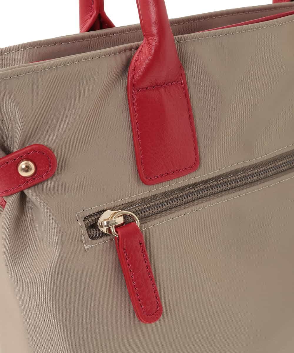 BPBED29170 MK MICHEL KLEIN BAG(MK ミッシェルクラン バッグ) [2WAY/撥水加工]異素材ベルトデザインスクエアバッグ ベージュ×レッド