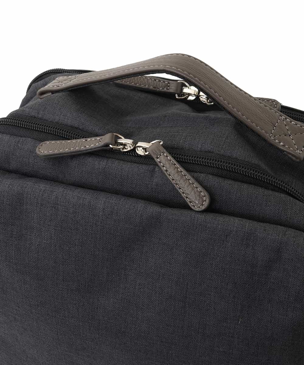 BPBGA33180 MK MICHEL KLEIN BAG(MK ミッシェルクラン バッグ) フロントタックスクエアデザインリュック ネイビー