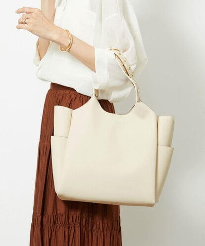 BPBGA61160 MK MICHEL KLEIN BAG [A4収納]スタッズハンドルスクエアトートバッグ