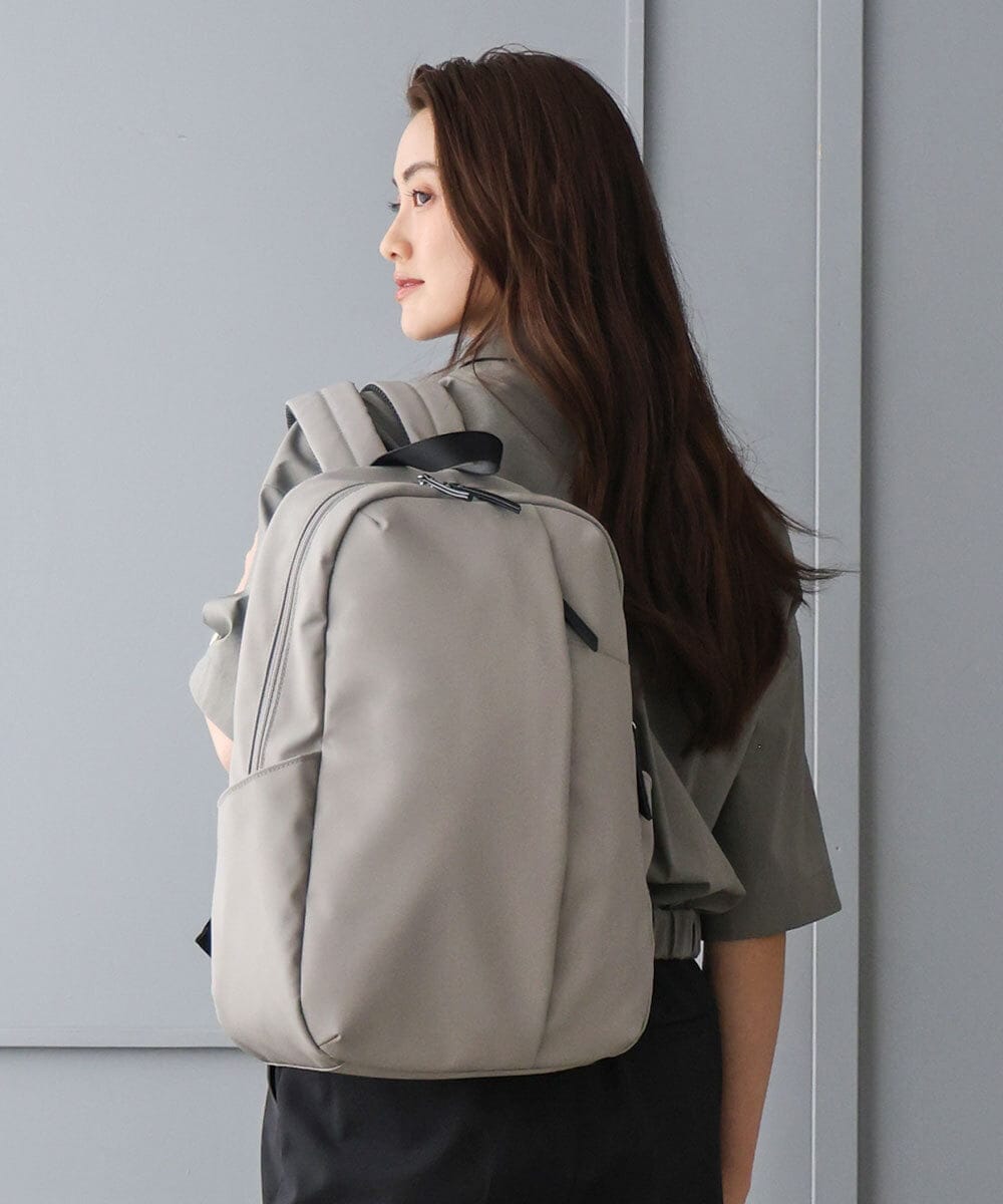 BPBGD24170 MK MICHEL KLEIN BAG [A4収納可/カラビナ付き]センターポケットデザインリュック