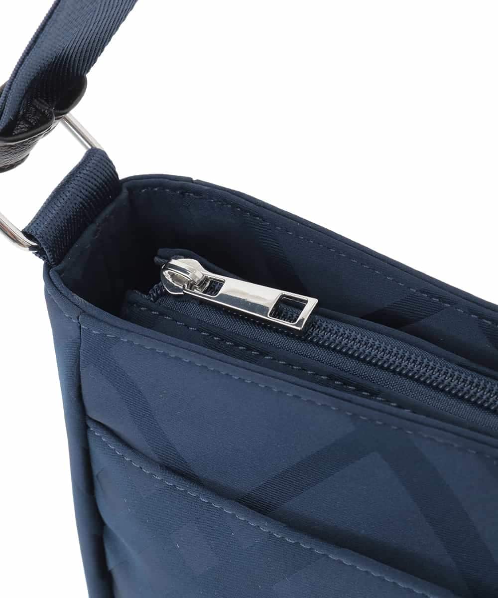 BPCAE40130 MK MICHEL KLEIN BAG(MK ミッシェルクラン バッグ) チェック柄コンパクトショルダーバッグ ネイビー