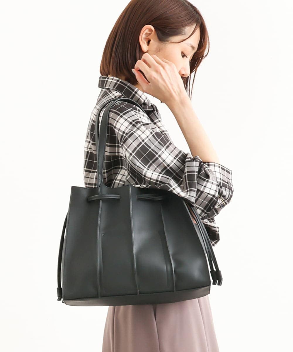 BPCAS03140 MK MICHEL KLEIN BAG(MK ミッシェルクラン バッグ) [2WAY]フェイクレザー切り替えデザインバッグ ブラック
