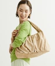 BPCAS12110 MK MICHEL KLEIN BAG(MK ミッシェルクラン バッグ) ボリュームギャザーハンドバッグ ベージュ
