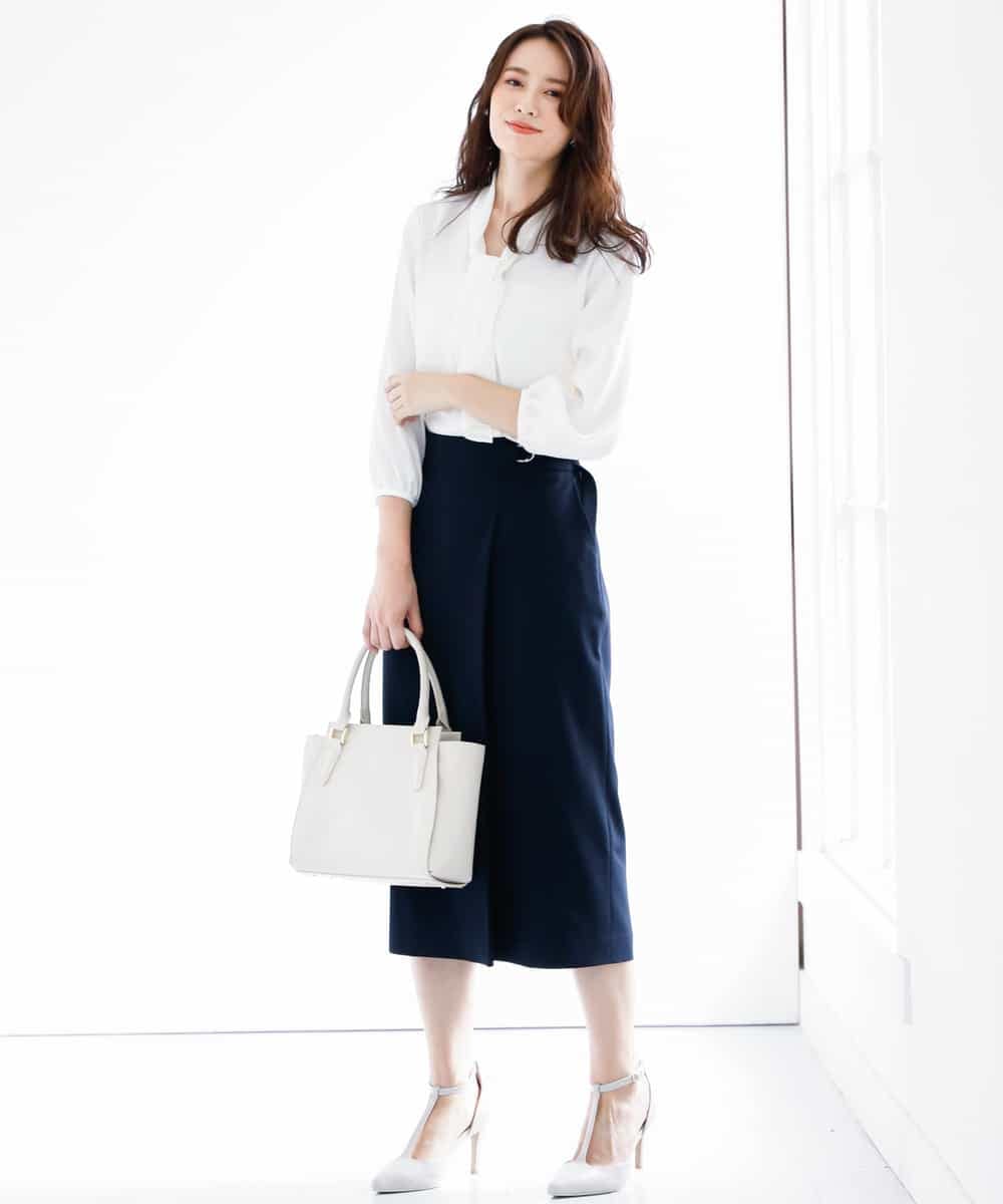 BPCEG04140 MK MICHEL KLEIN BAG(MK ミッシェルクラン バッグ) 【2WAY】フェイクレザースクエアーバッグ ライトグレー