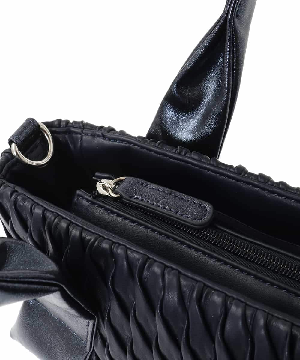 BPCGA31150 MK MICHEL KLEIN BAG(MK ミッシェルクラン バッグ) [2WAY]リンクルデザインシャイニーハンドルバッグ ネイビー