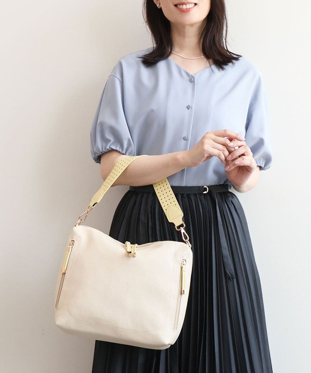 BPCGD62140 MK MICHEL KLEIN BAG(MK ミッシェルクラン バッグ) [2WAY]合成皮革パンチングワンショルダースクエアバッグ アイボリー×イエロー