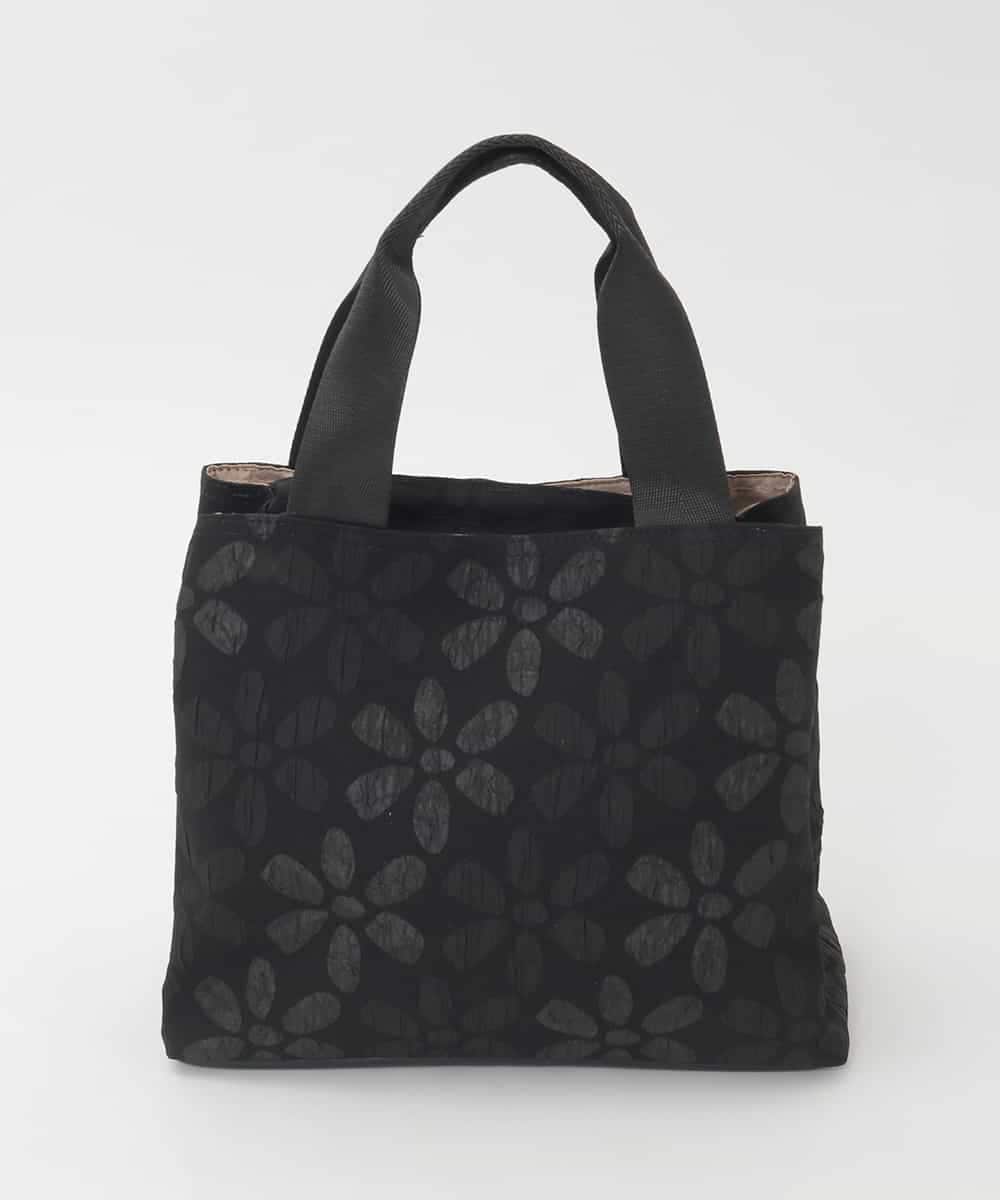 BPCJD75130 MK MICHEL KLEIN BAG(MK ミッシェルクラン バッグ) [300g以下の軽量]フラワーモチーフコンパクトスクエアバッグ ブラック