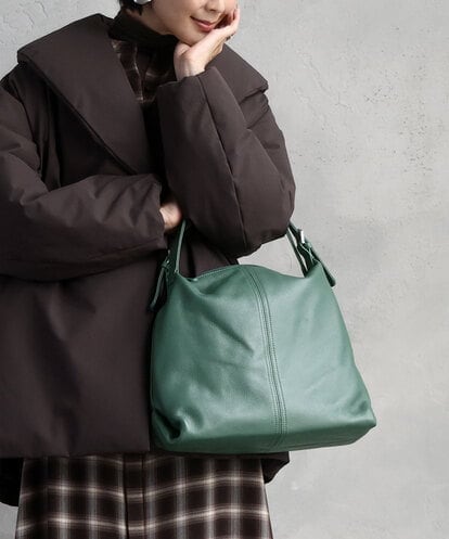 BPKAD83250 MK MICHEL KLEIN BAG 台形カウレザートートバッグ