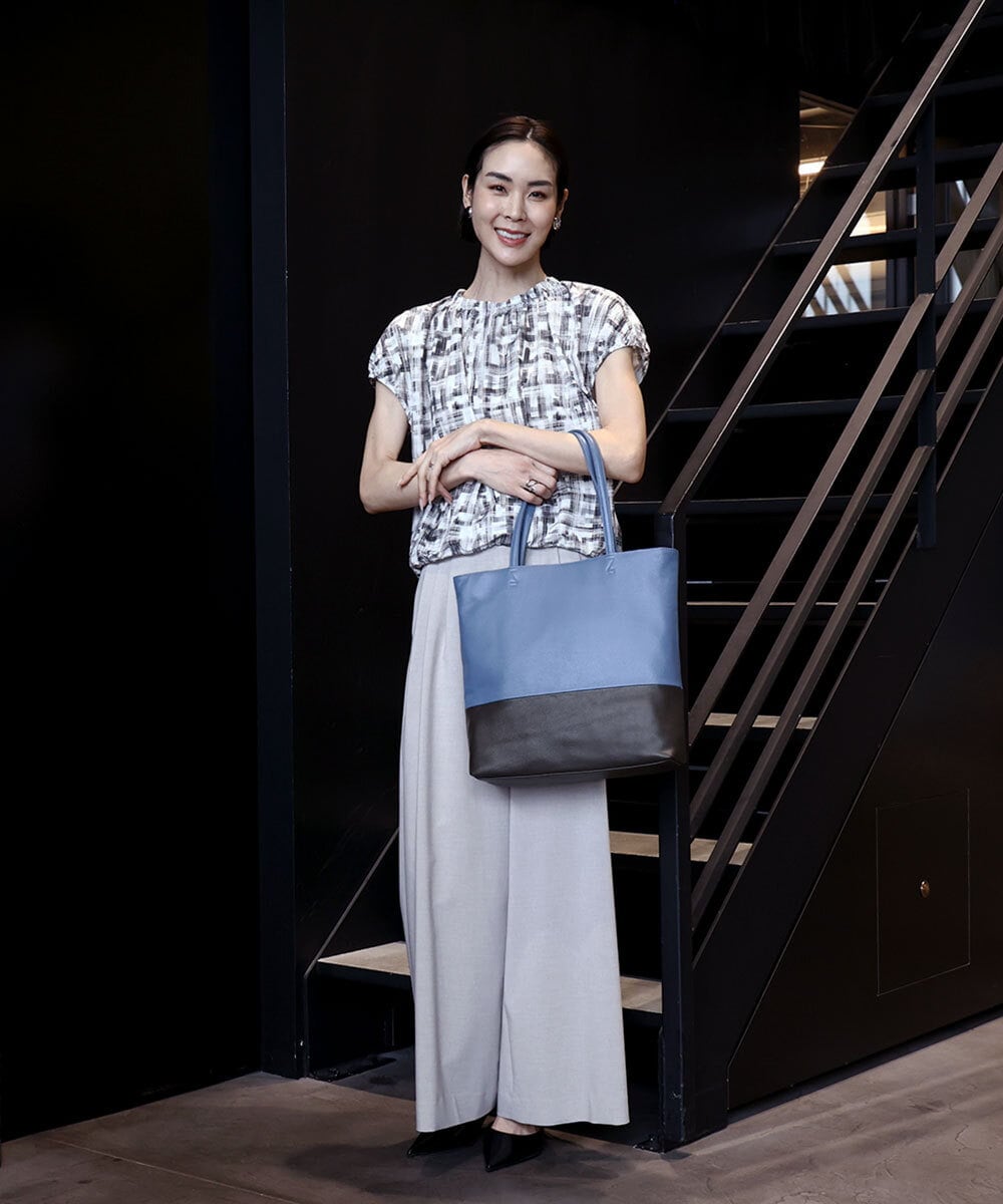 BPKGA21260 MK MICHEL KLEIN BAG(MK ミッシェルクラン バッグ) [A4収納可]カウレザースクエアトートバッグ アイボリー×イエロー