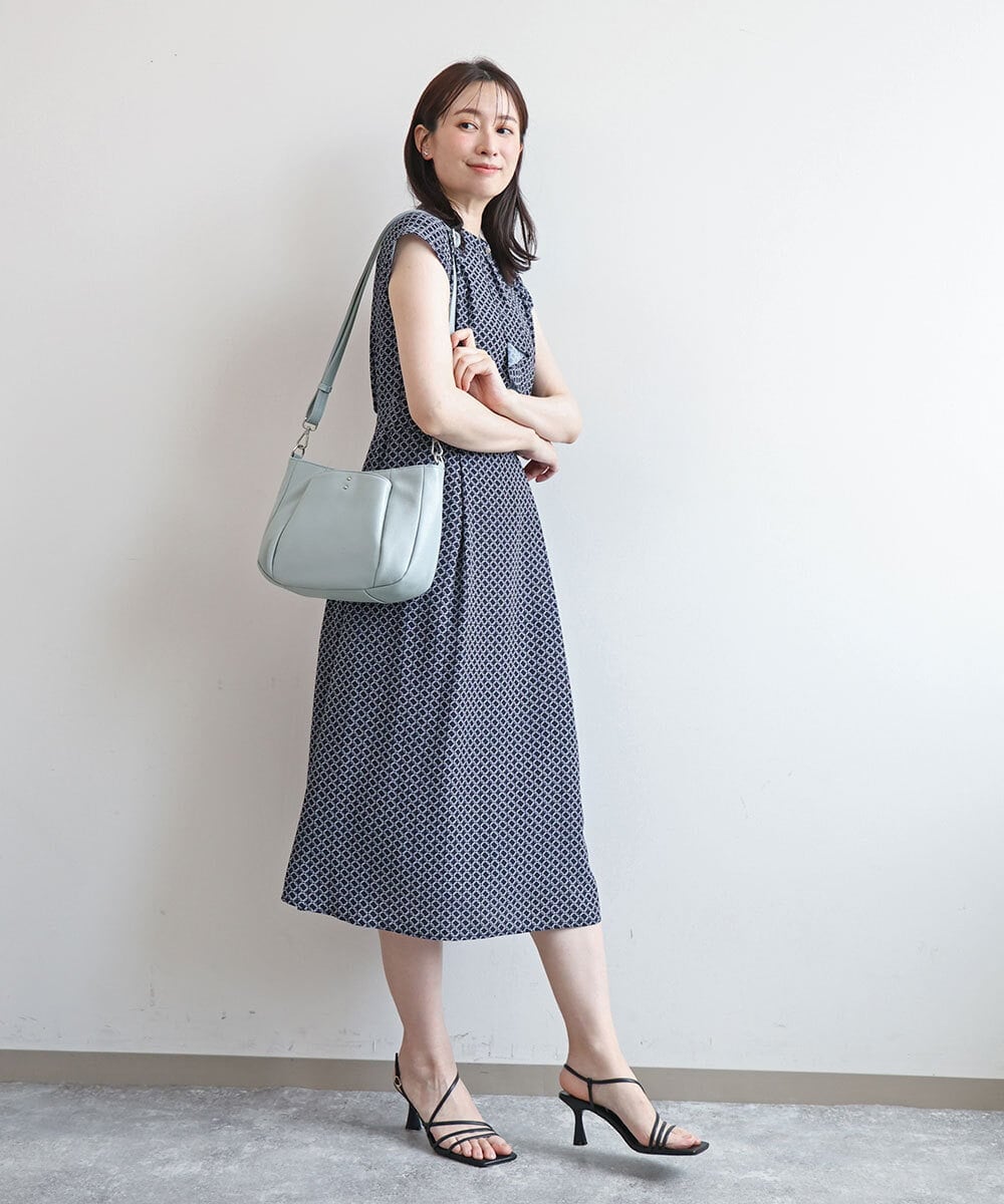 BPKGD25270 MK MICHEL KLEIN BAG(MK ミッシェルクラン バッグ) [2WAY]切り替えポケット牛革ショルダーバッグ ブラック