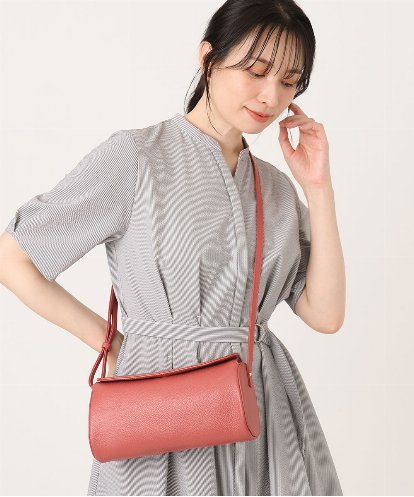 BPKGD30200 MK MICHEL KLEIN BAG [300g以下の軽量]カウレザーシリンダーバッグ