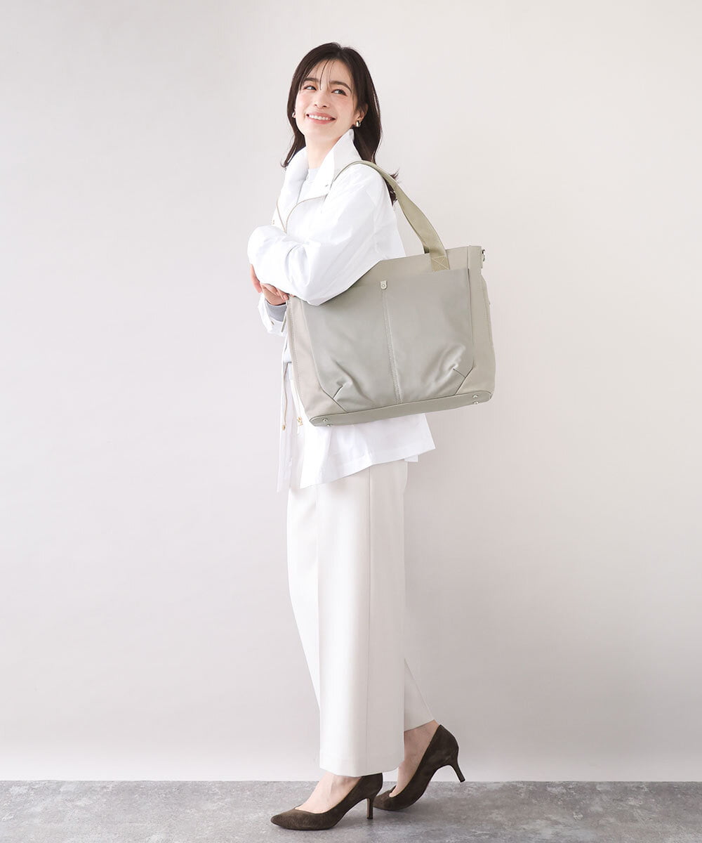 BPRAD12160 MK MICHEL KLEIN BAG(MK ミッシェルクラン バッグ) [撥水/2WAY]多機能ポケットビッグスクエアバッグ ネイビー