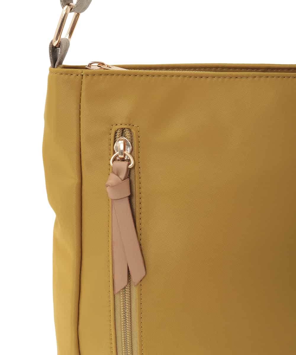 BPRAD23140 MK MICHEL KLEIN BAG(MK ミッシェルクラン バッグ) [撥水]ナイロンスクエアショルダーバッグ マスタード