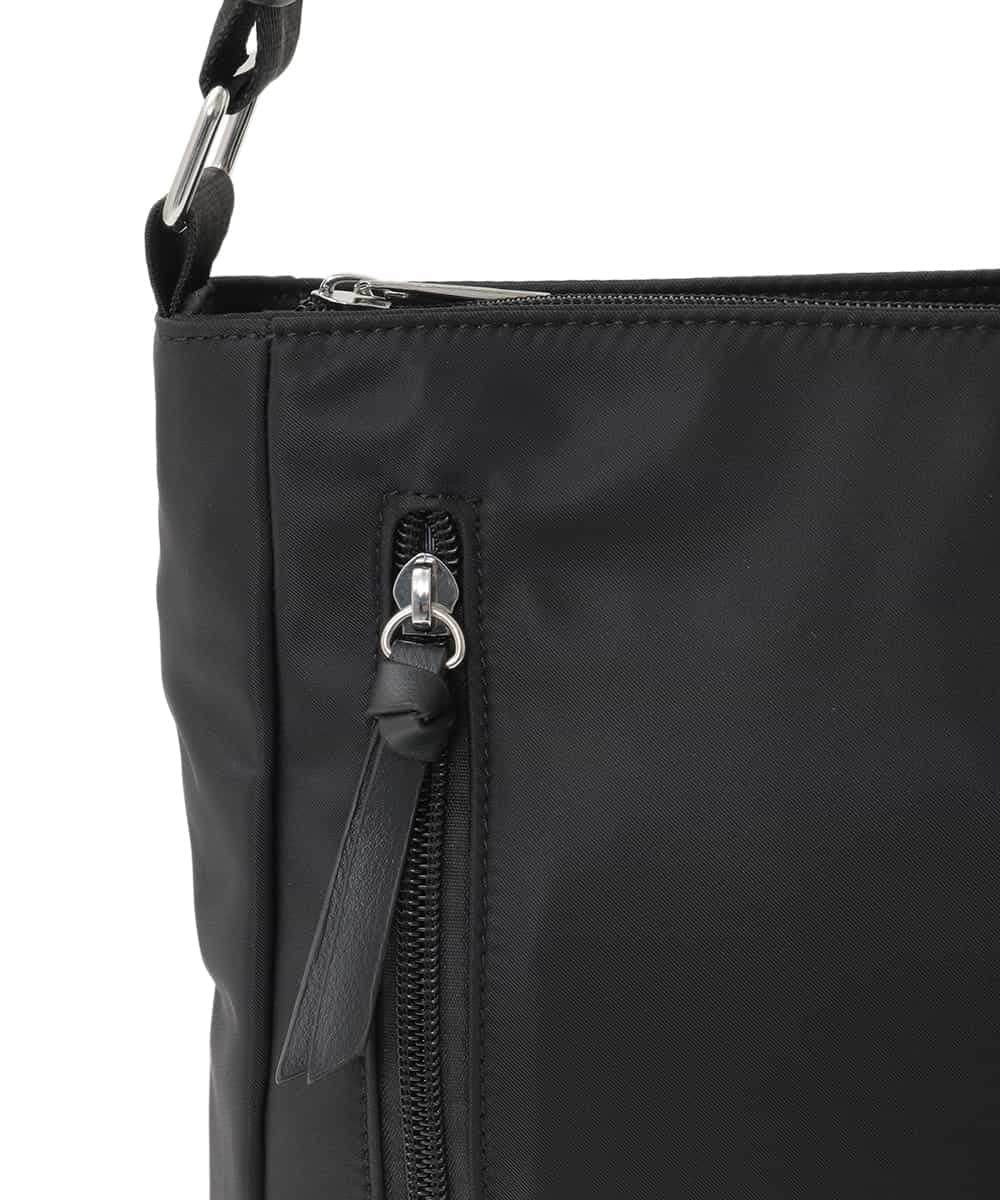 BPRAD23140 MK MICHEL KLEIN BAG(MK ミッシェルクラン バッグ) [撥水]ナイロンスクエアショルダーバッグ マスタード