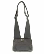 BPRAS01140 MK MICHEL KLEIN BAG(MK ミッシェルクラン バッグ) 【人間工学デザイン】コンパクトショルダーバッグ グレー