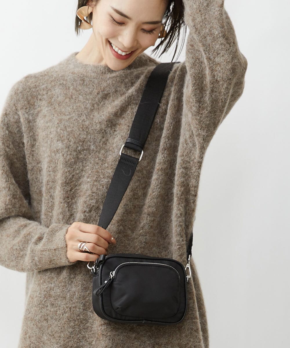 BPRAV01110 MK MICHEL KLEIN BAG(MK ミッシェルクラン バッグ) スクエアフォルムミニショルダーバッグ ブラック