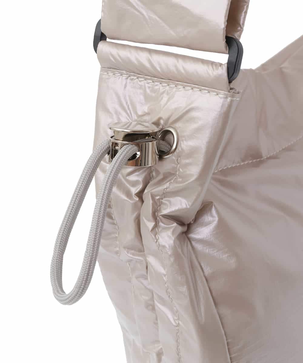 BPRAV23130 MK MICHEL KLEIN BAG(MK ミッシェルクラン バッグ) ドロストデザインメタリックショルダーバッグ ネイビー