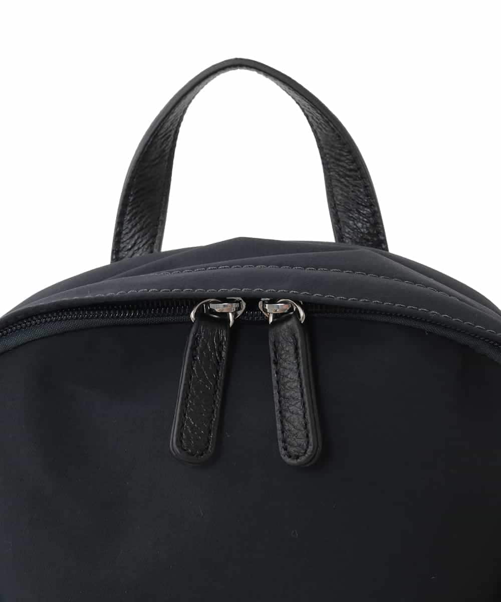 BPRED21170 MK MICHEL KLEIN BAG(MK ミッシェルクラン バッグ) [軽量/A4収納可]異素材ジョイントナイロンリュックサック グレー