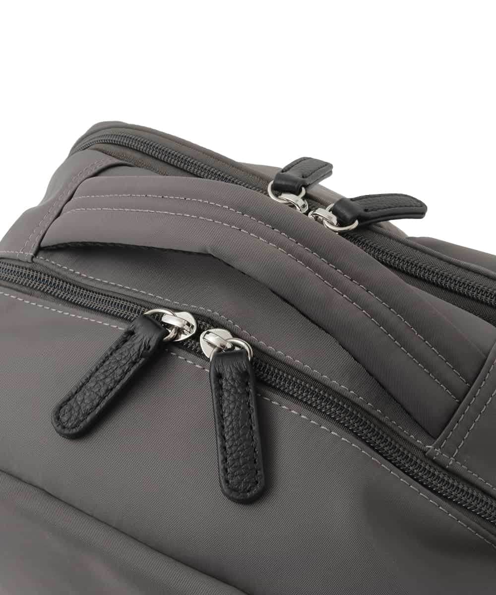 BPRED22180 MK MICHEL KLEIN BAG(MK ミッシェルクラン バッグ) [撥水/A4収納可]クッションポケット付きスクエアリュック グレー