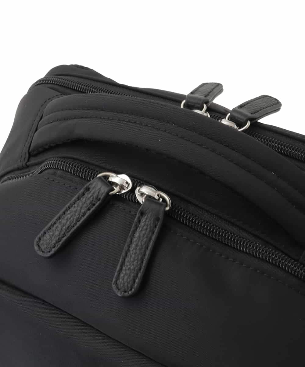 BPRED22180 MK MICHEL KLEIN BAG(MK ミッシェルクラン バッグ) [撥水/A4収納可]クッションポケット付きスクエアリュック グレー