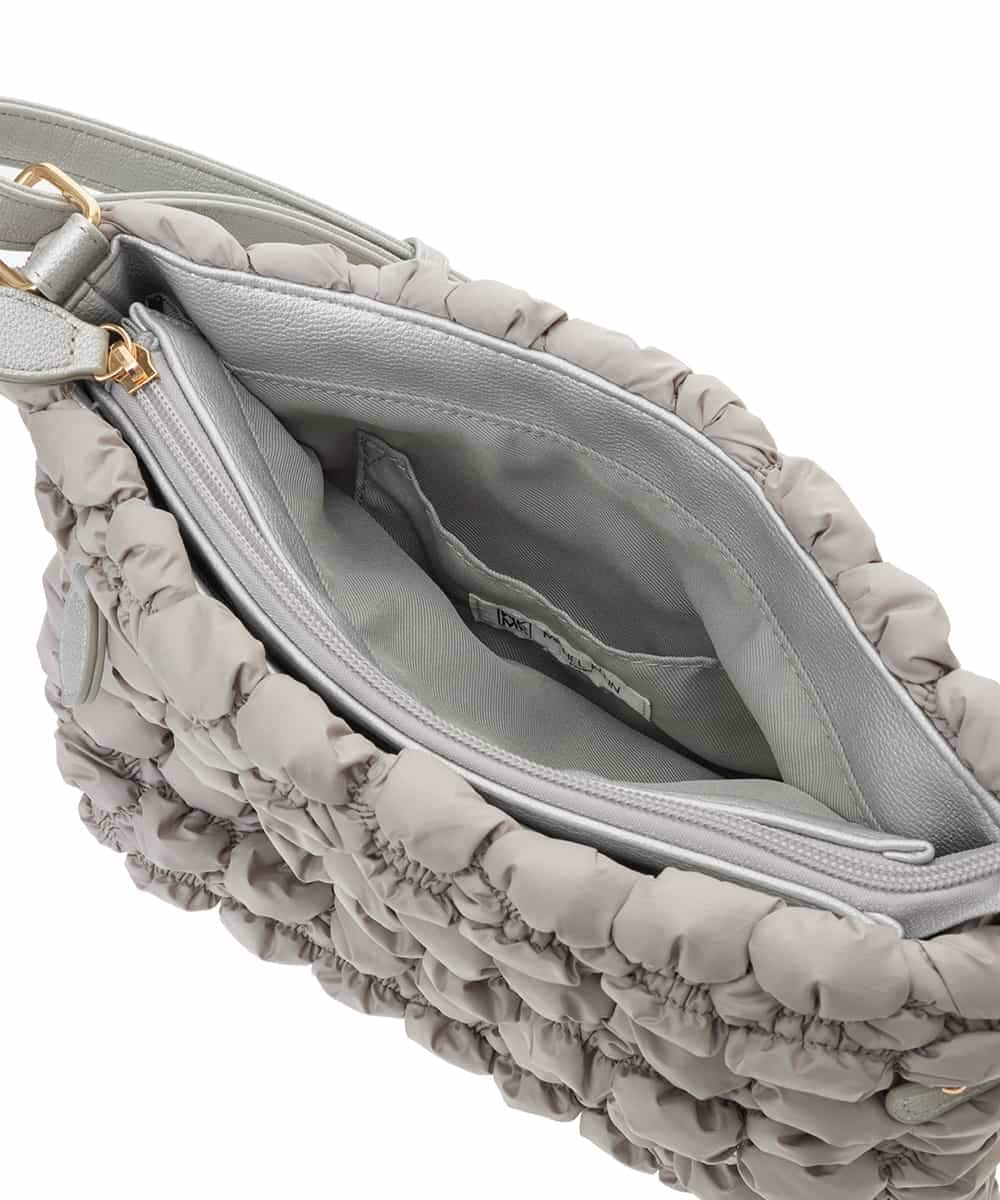 BPRES22150 MK MICHEL KLEIN BAG(MK ミッシェルクラン バッグ) ポコポコキルティングショルダーバッグ ライトグレー