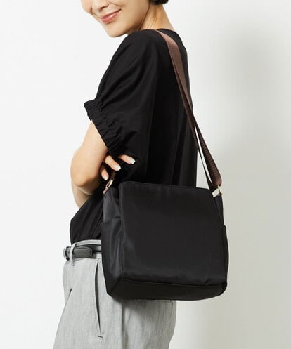 BPRGA61140 MK MICHEL KLEIN BAG [軽量]サイドポケットスクエアショルダーバッグ