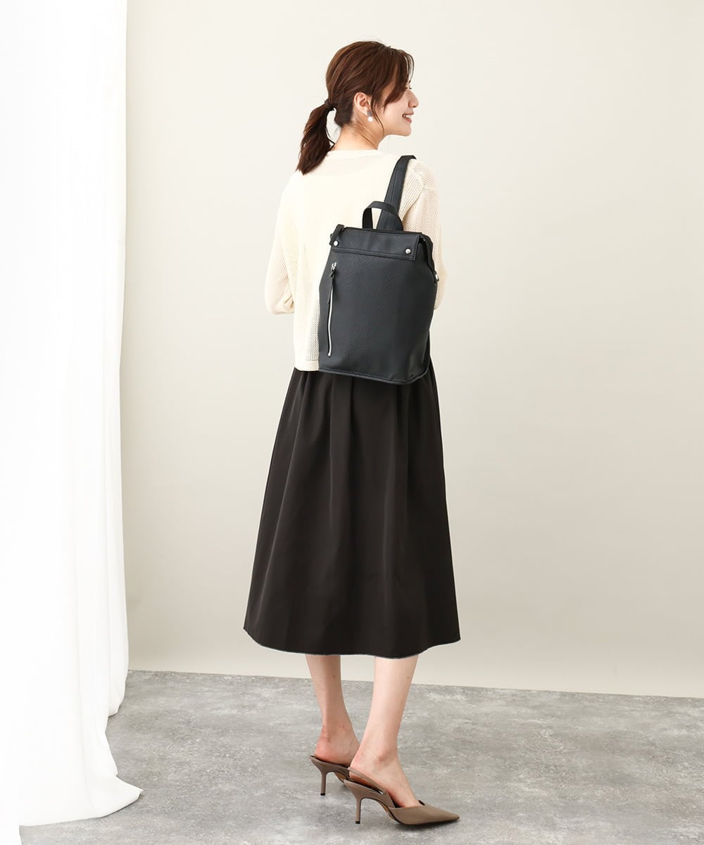 BPRGV21140 MK MICHEL KLEIN BAG(MK ミッシェルクラン バッグ) フェイクレザースクエアリュック グレー