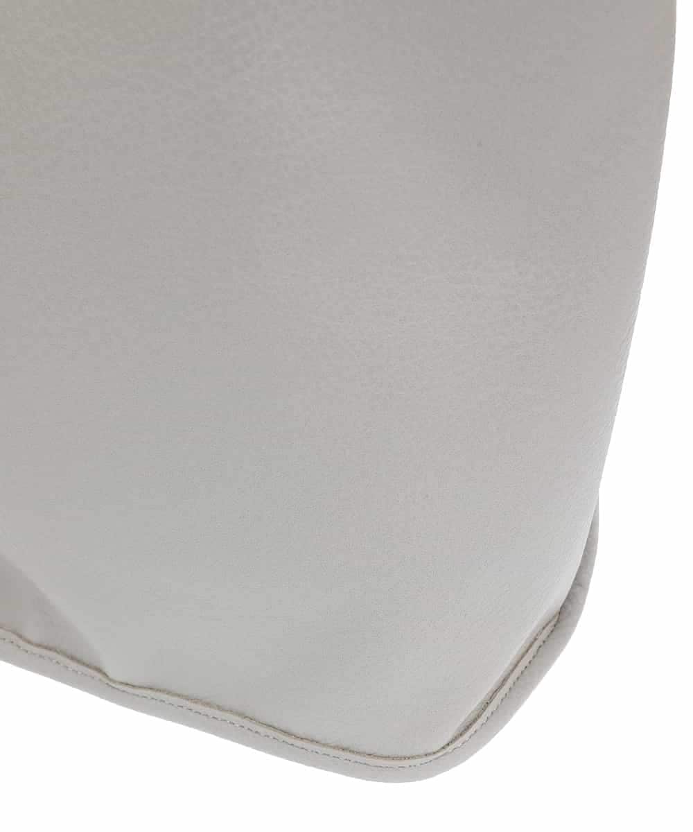 BPRGV21140 MK MICHEL KLEIN BAG(MK ミッシェルクラン バッグ) フェイクレザースクエアリュック グレー