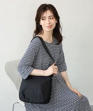 BPRJD23160 MK MICHEL KLEIN BAG(MK ミッシェルクラン バッグ) [撥水/軽量]ラウンドデザインレザーナイロンショルダー ブラック