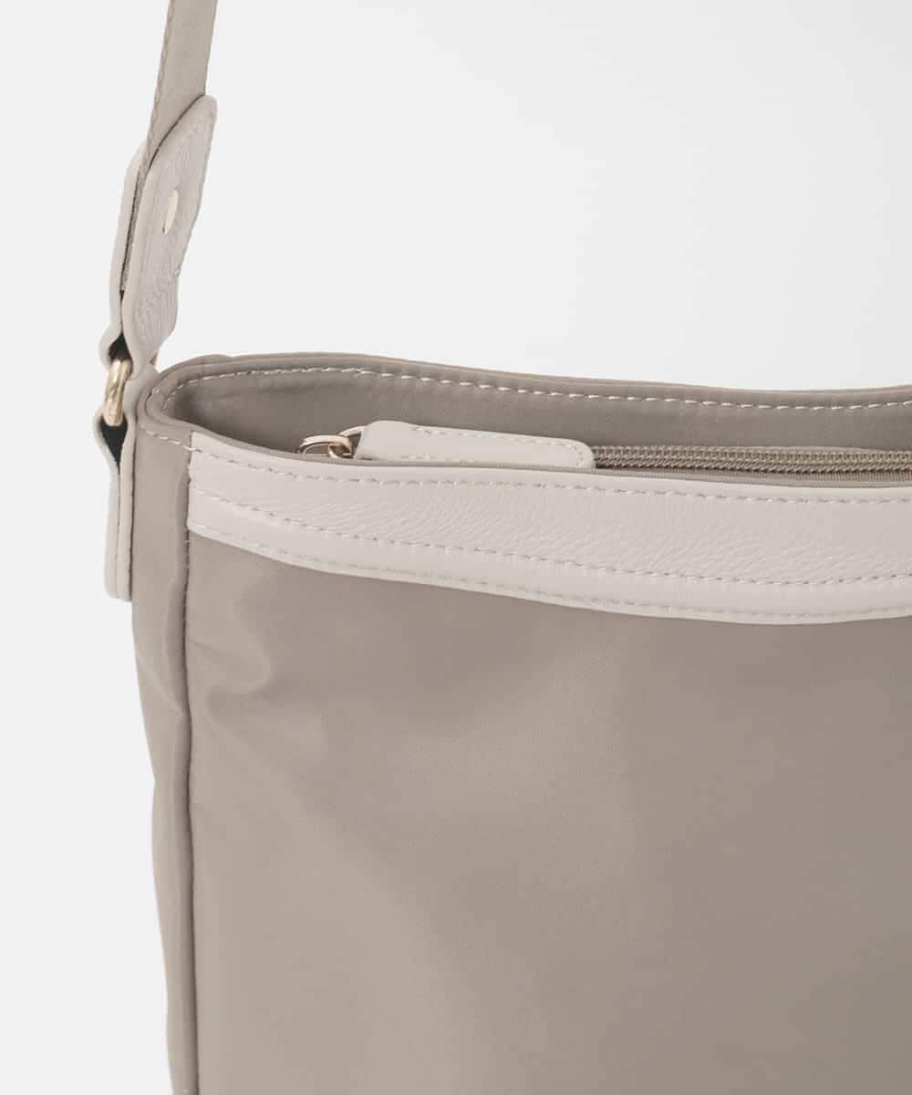 BPRJD23160 MK MICHEL KLEIN BAG(MK ミッシェルクラン バッグ) [撥水/軽量]ラウンドデザインレザーナイロンショルダー ベージュ