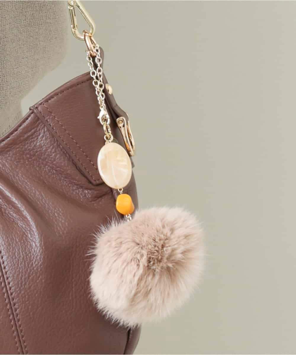 BPSAM11035 MK MICHEL KLEIN BAG(MK ミッシェルクラン バッグ) ラビットファーチャーム ベージュ