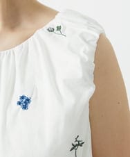 CTBID01060 TONEA(トネア) フラワー刺繍 バルーンノースリーブブラウス ホワイト