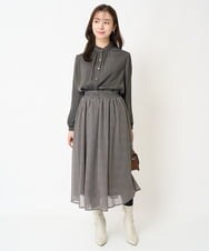 F1BAA42140 MK MICHEL KLEIN(小さいサイズ)(メゾン ドゥ サンク) 【小さいサイズ】起毛サテンフリルデザインブラウス/洗える オレンジ