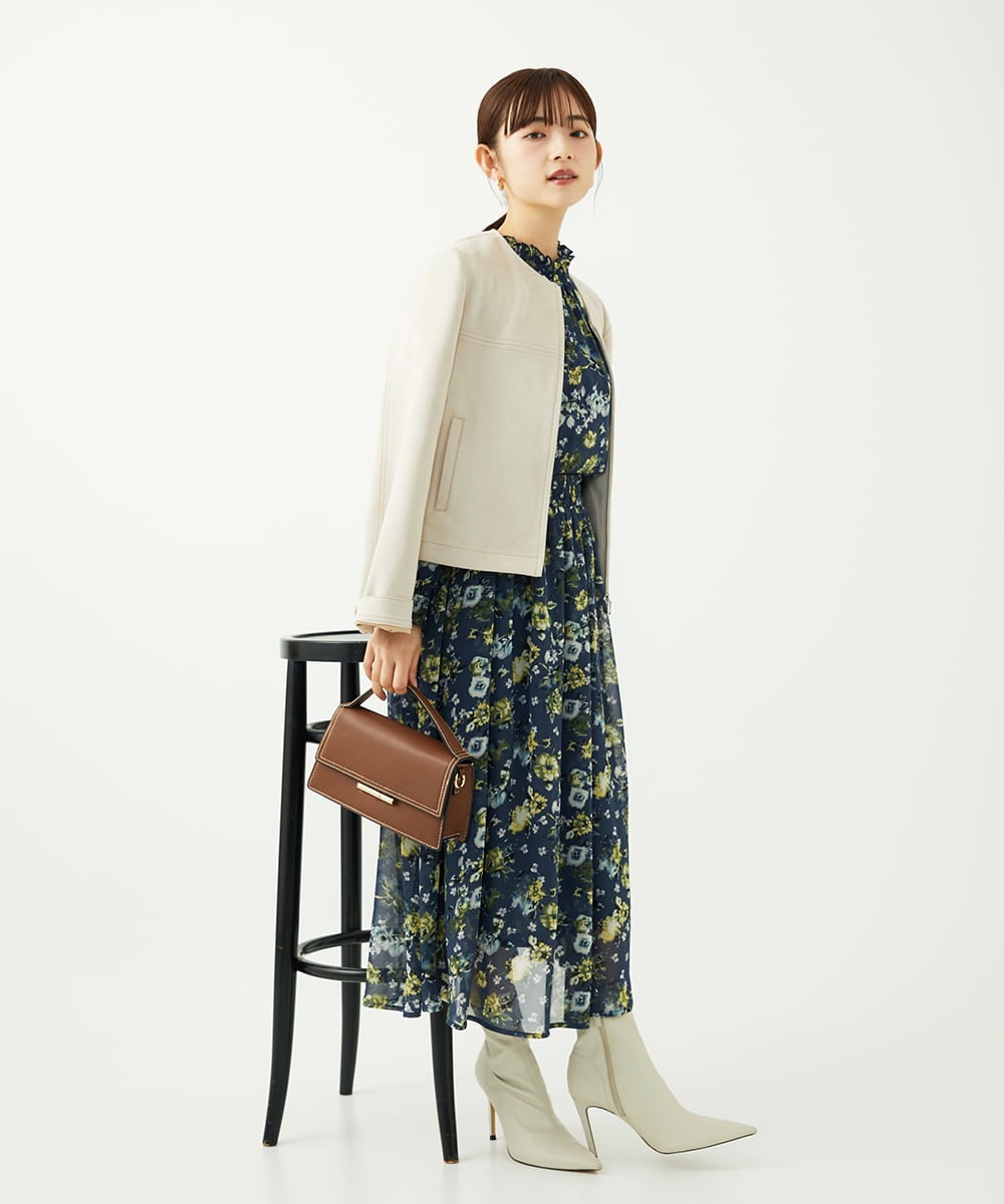 F1BAD01140 MK MICHEL KLEIN(小さいサイズ)(メゾン ドゥ サンク) 【小さいサイズ】クラシックフラワープリント シフォンブラウス/洗濯機で洗える ネイビー